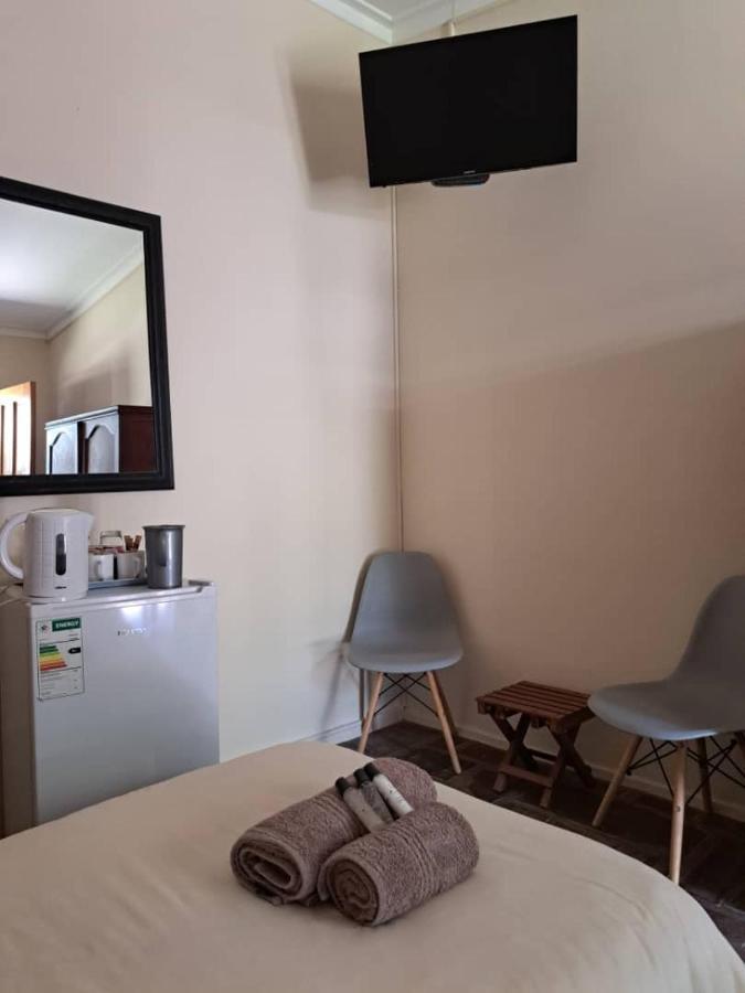 Koha Guesthouse Mariental Ngoại thất bức ảnh